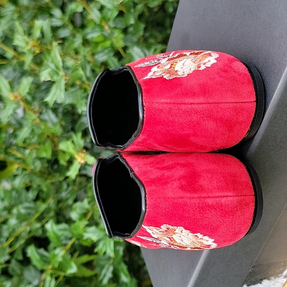 NEW Edda Suede Embroidered Loafer Size 8 - Picture 8 of 14